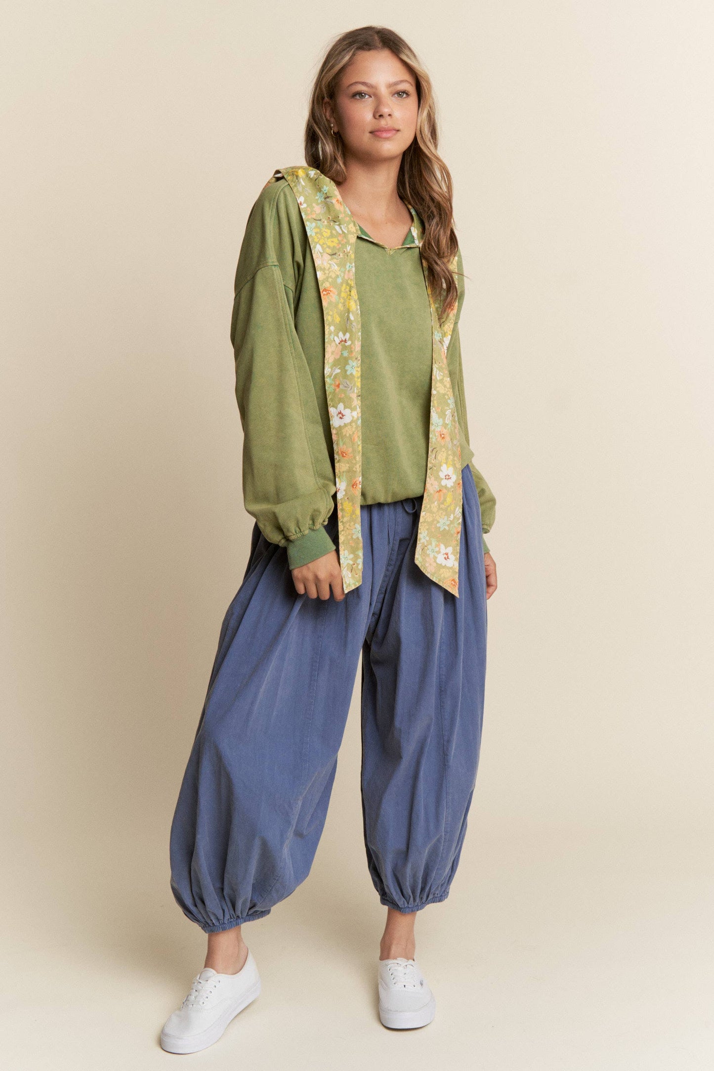 Mineral Washed Floral Print Hooded Pull-Over