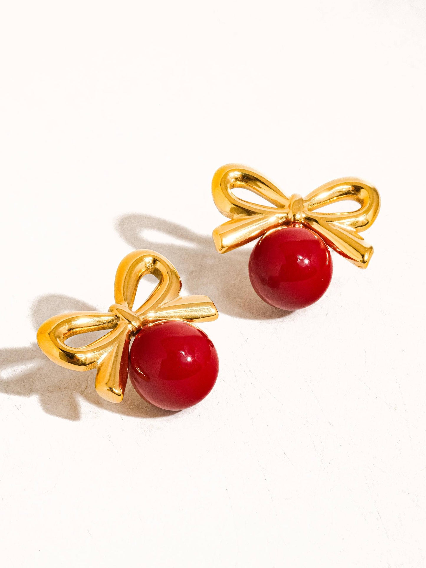 Fleury 18K Non-Tarnish Dainty Bow Earring