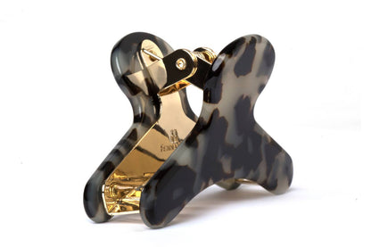 Fenna and Fei Claw Clip Tortoise Shell