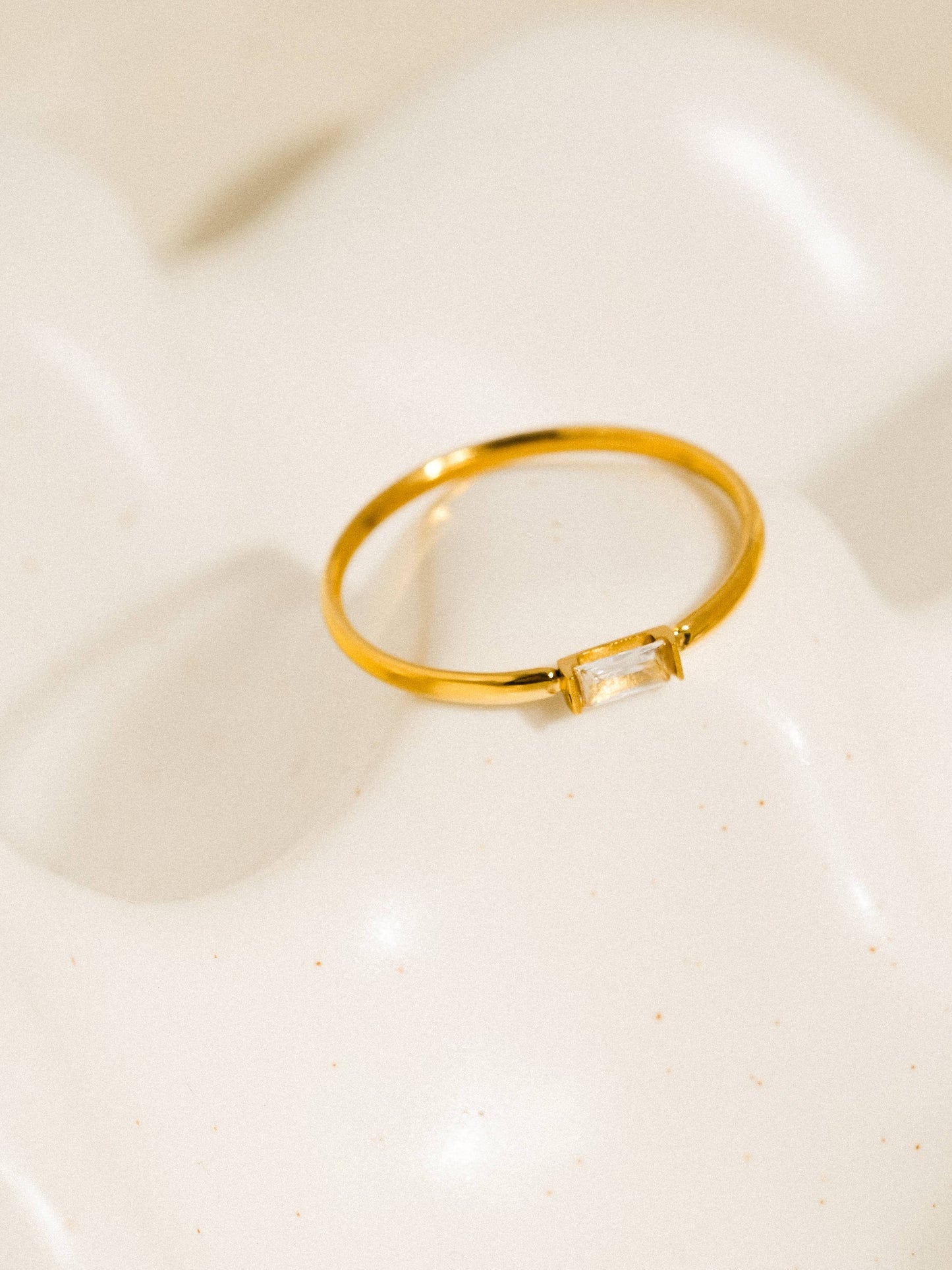 Côme 18K Gold Non-Tarnish Minimalist Thin CZ Band SIZE 7