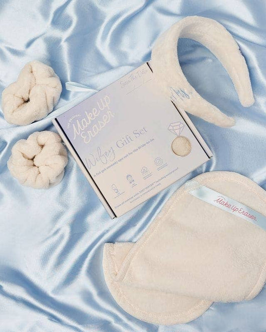 Makeup Eraser Wifey 4pc Gift Set